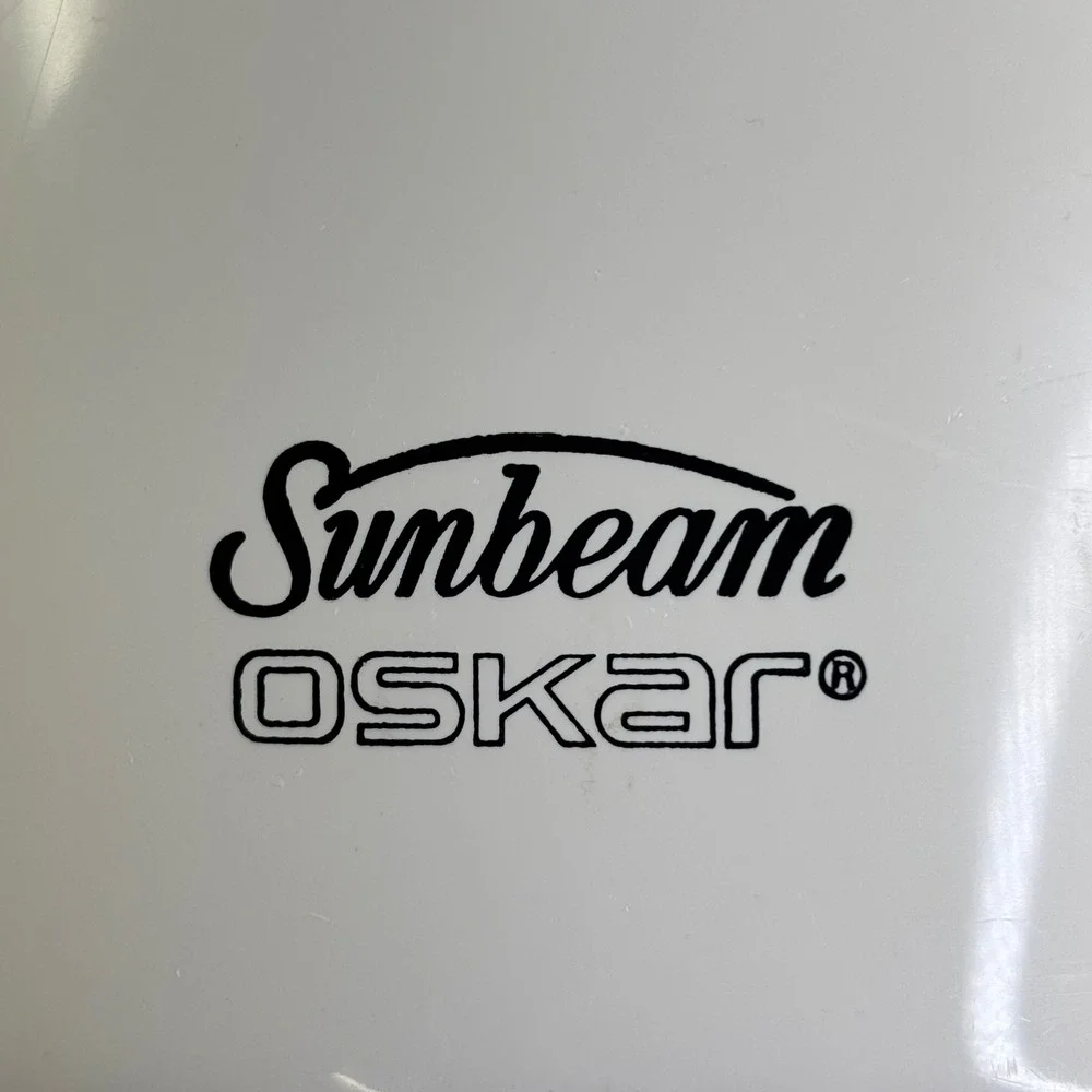 Sunbeam Oskar Food Processor Storage Container with Lid Model 94440 White Kidney